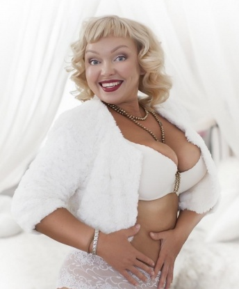 У меня большой опыт работы, поэтому ты можешь быть уверен, что проведенное время со мной будет незабываемым. В моем арсенале множество услуг, которые наполнят твою жизнь яркими красками. Встречи проходят в уютной обстановке моей уютной квартиры в Москве. Фото настоящие, не ретуширую. Имеются положительные отзывы о моей работе. Не упусти возможность окунуться в мир наслаждения и страсти со мной! ✨💋🌸 13302, 38 лет